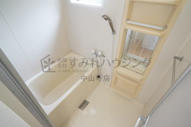 ブランシャンブルの浴室