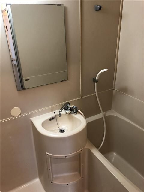 ヴィラコートマカベ１の浴室