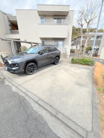 へーベルメゾン藤沢本町の駐車場