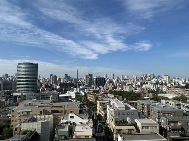 コロネード春日の画像