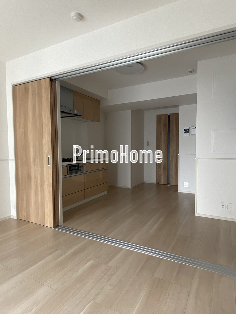 ベスティエ秋葉原の居間・リビング