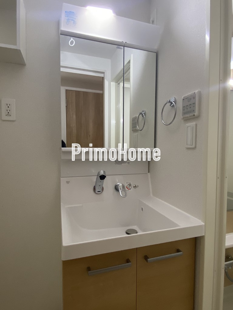 ベスティエ秋葉原の洗面所