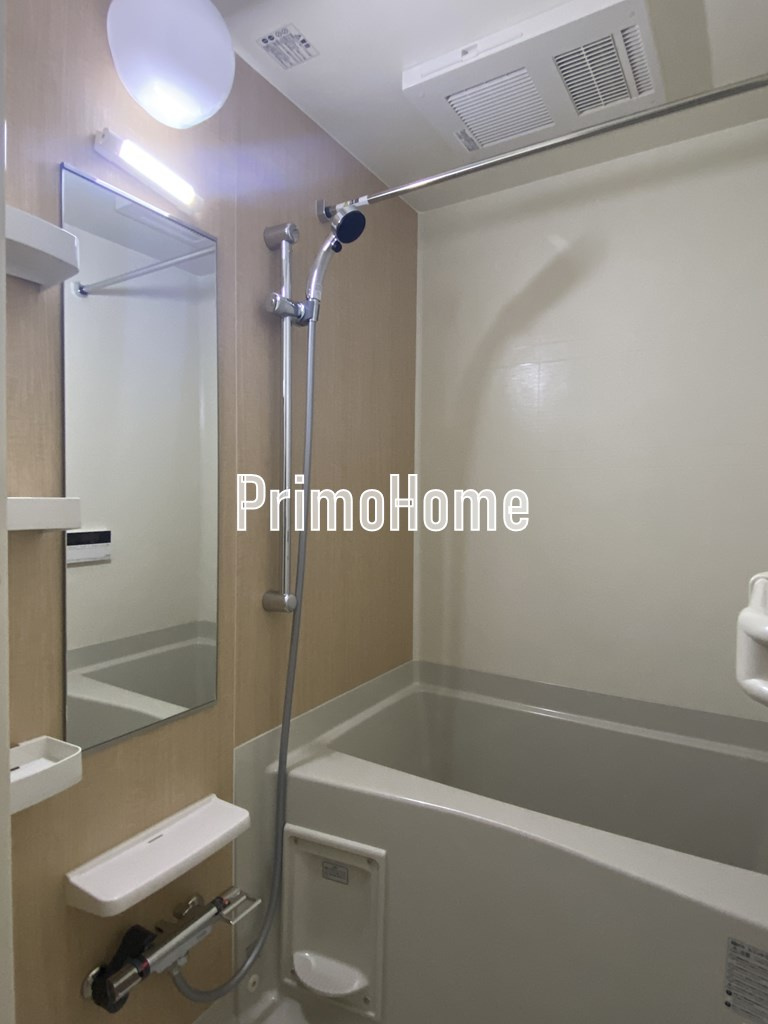 ベスティエ秋葉原の浴室