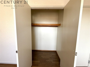 雲雀丘三丁目貸家の収納