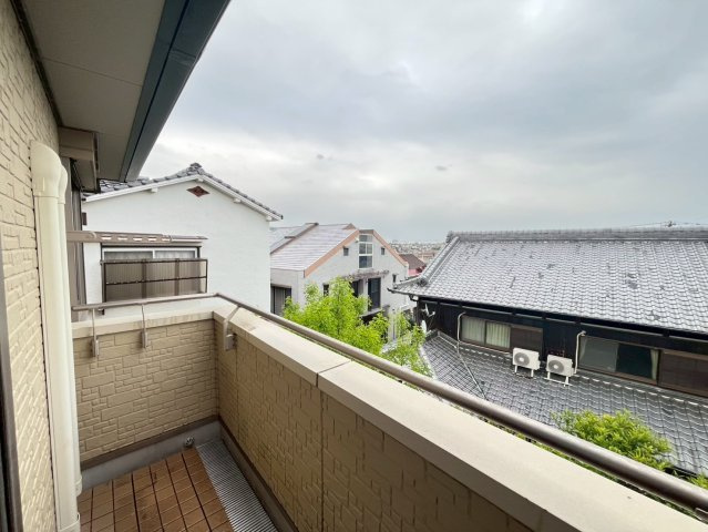 高丸1丁目戸建のバルコニー