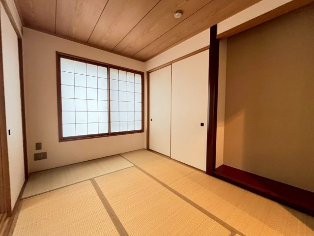 高丸1丁目戸建の和室