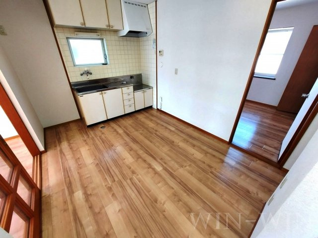 フォレスト本郷 Aの居間・リビング|イメージ（同建物内別部屋の写真です）