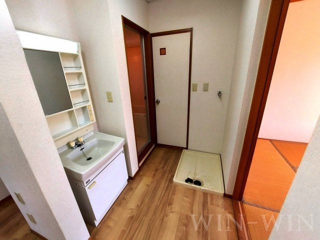 フォレスト本郷 Aの洗面所|イメージ（同建物内別部屋の写真です）