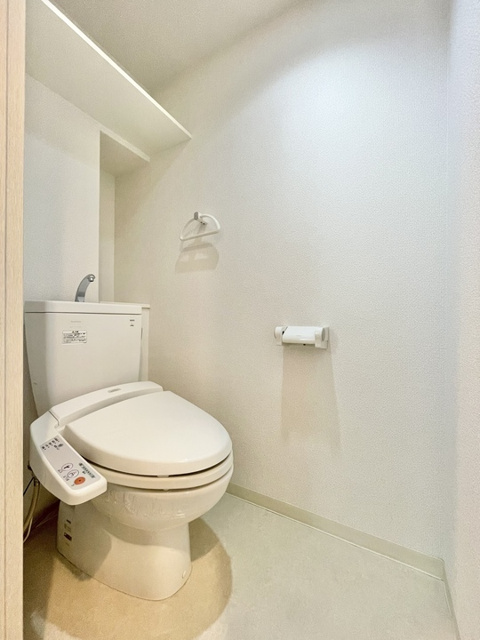 ディークレスト太子堂駅前Eastのトイレ