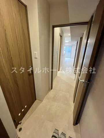 第一丸中マンションの玄関