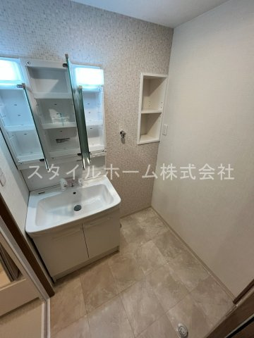 第一丸中マンションの洗面所