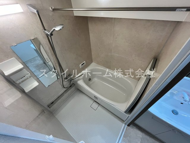 第一丸中マンションの浴室