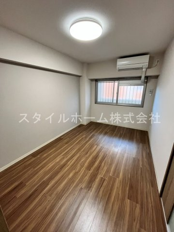 第一丸中マンションの居間・リビング