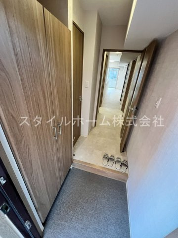 第一丸中マンションの玄関