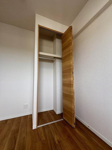 鷺沼東パーク・ホームズ弐番館の洋室|約5帖（CL）