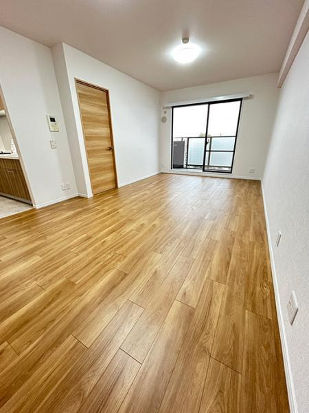 鷺沼東パーク・ホームズ弐番館の居間・リビング