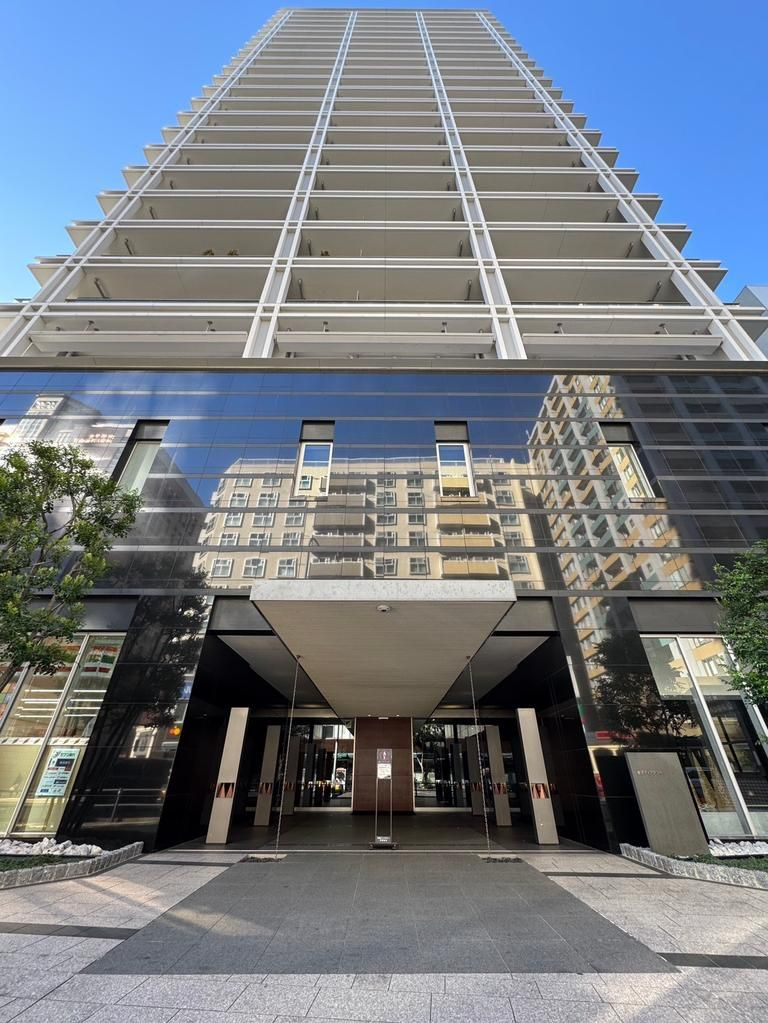 横濱ディアタワーの外観