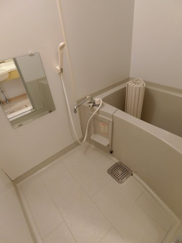 【浴室】 | メリディオーネ