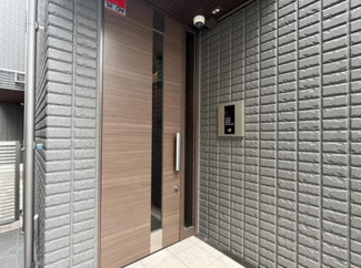 【エントランス】