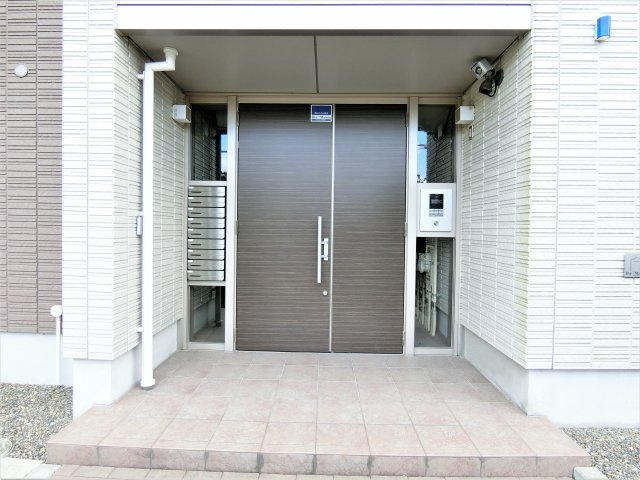 サンモールＭのエントランス