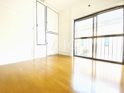 【居間・リビング】 | 平林ビル | 洋室のお部屋です。