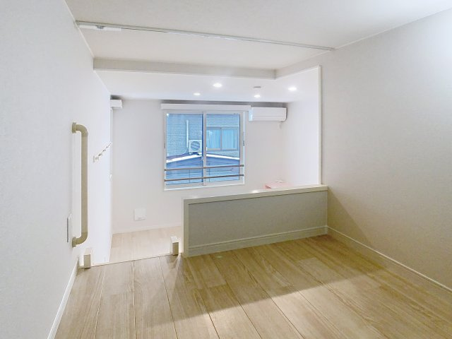 コンフォートワンの洋室