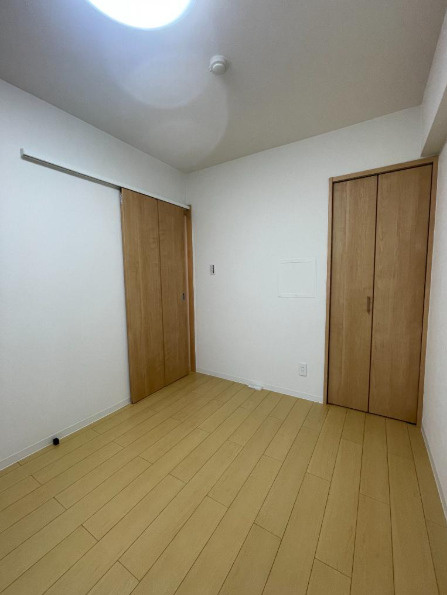 三条麩屋町アーバンライフの洋室