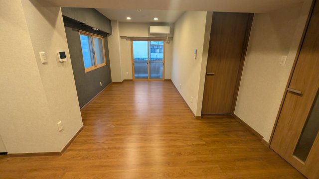 シャンボール覚王山の居間・リビング