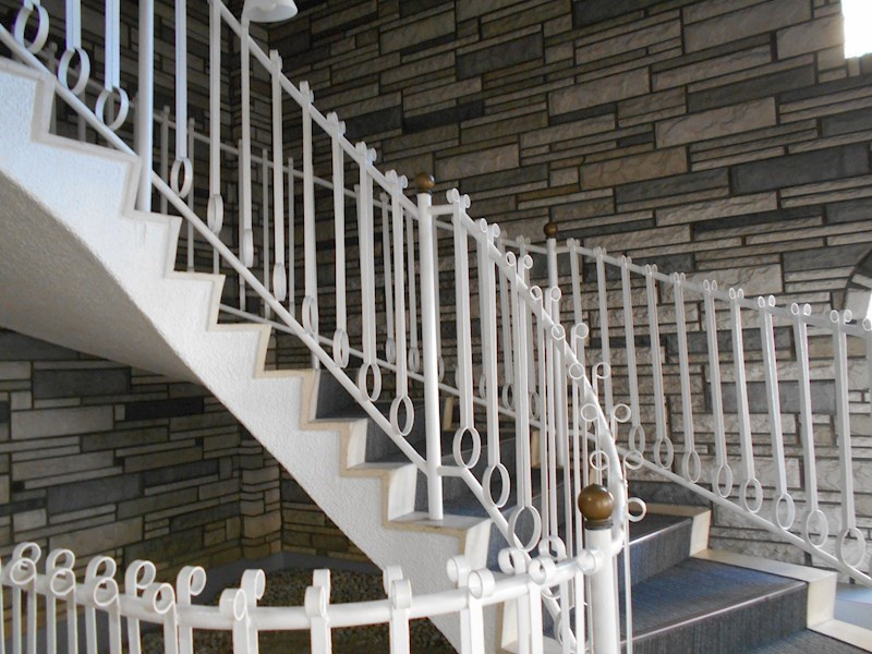 シャンボール覚王山のロビー