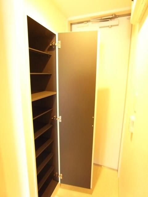 リブリ・赤塚パルルの玄関