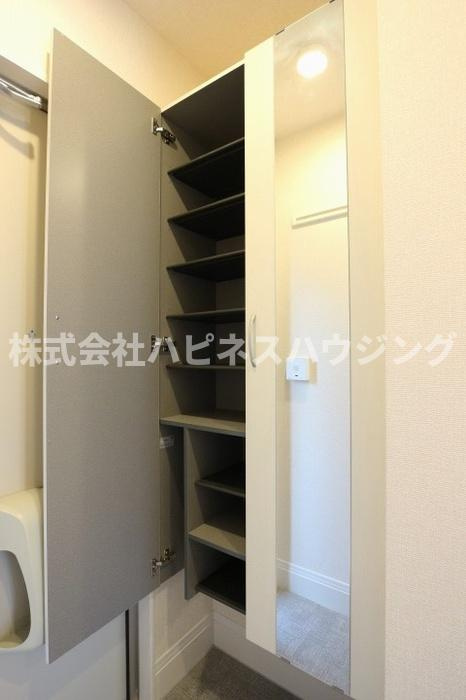 ジュモンターニュの玄関