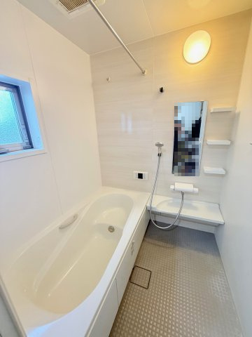 神戸市西区玉津町吉田戸建の居間・リビング