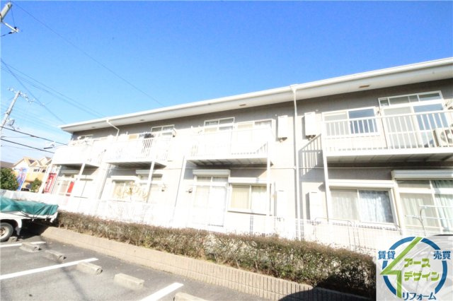 ロイヤルハイツⅡの外観