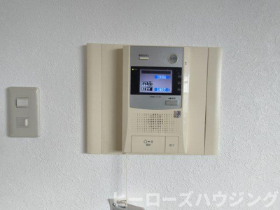 【居間・リビング】 | グランドハイツ豊中 | ※同タイプの写真となり、実際のお部屋とは異なる場合があります