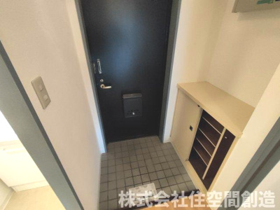 【玄関】 | グランドハイツ豊中 | ※同タイプの写真となり、実際のお部屋とは異なる場合があります