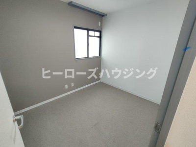 【居間・リビング】 | グランドハイツ豊中 | ※同タイプの写真となり、実際のお部屋とは異なる場合があります