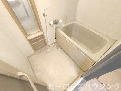 【浴室】 | グランドハイツ豊中 | ※同タイプの写真となり、実際のお部屋とは異なる場合があります