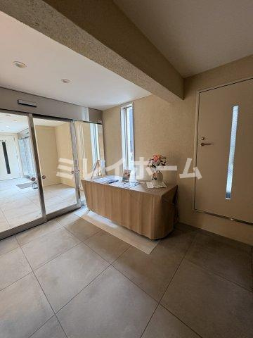 羽田六間堀レジデンスのロビー