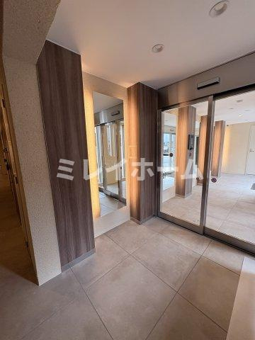 羽田六間堀レジデンスのロビー