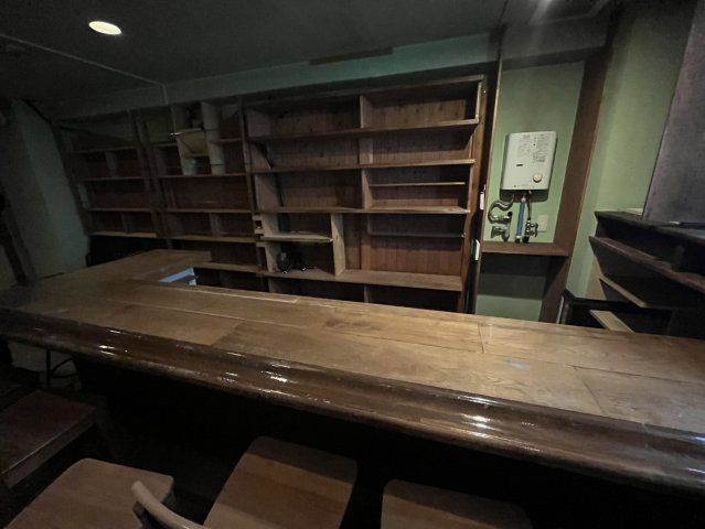 小町ティアイビルのエントランス