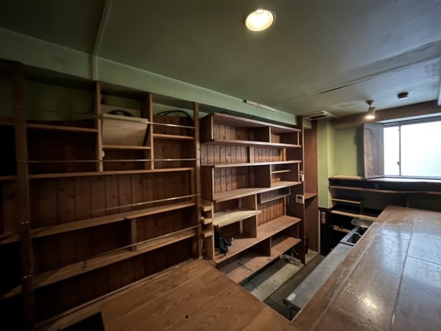 小町ティアイビルの内装