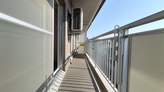 【バルコニー】