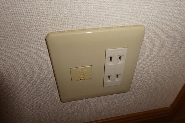 プロニティ野口の設備|電話モジュラー