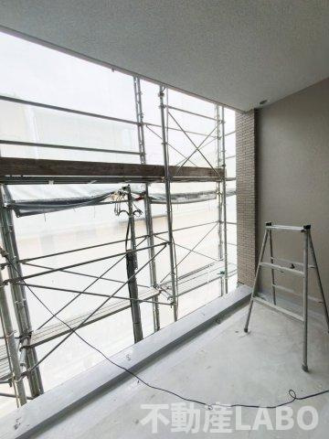 トーシンイーストビルのバルコニー