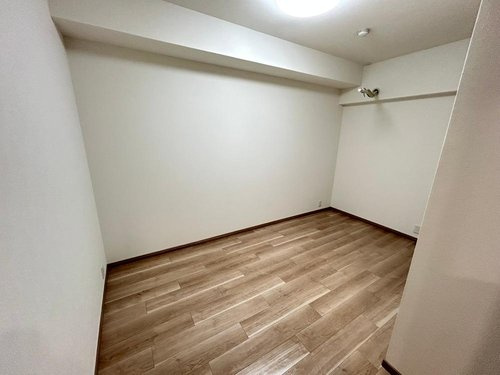 ロイヤルシャトー夙川公園の洋室