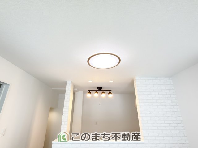 ハートフルタウン宇都宮市下岡本町2115番の設備|照明部屋に用意しています。