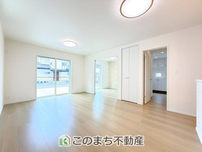 【居間・リビング】 | ハートフルタウン宇都宮市下岡本町2115番　A号棟 | 