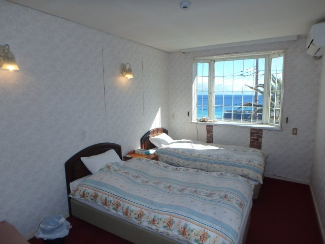 S1761Z　白浜売ペンションの洋室