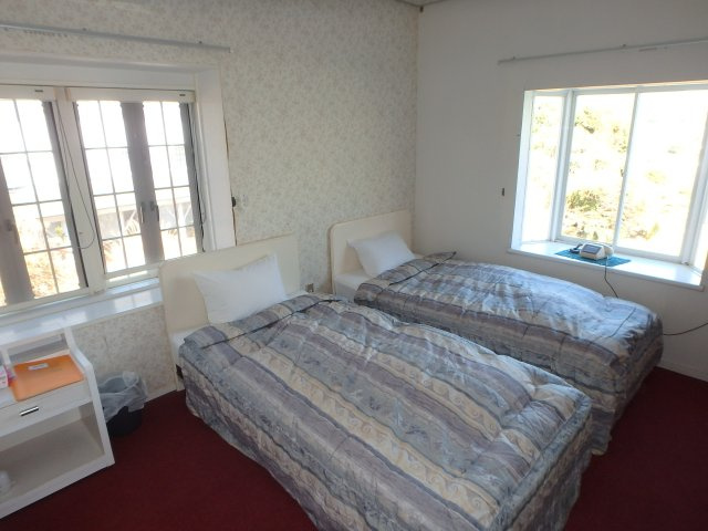 S1761Z　白浜売ペンションの洋室