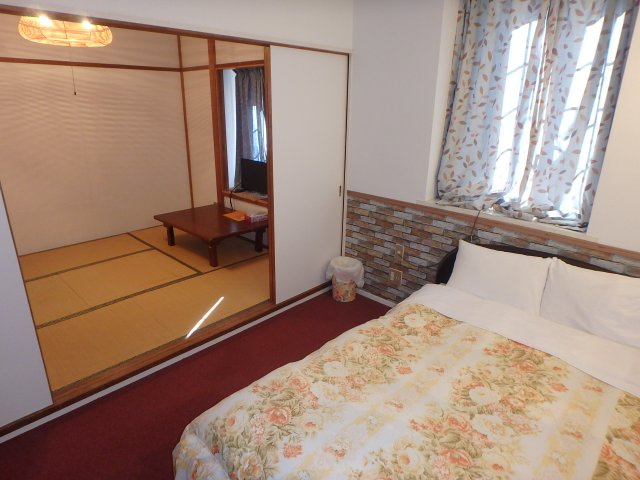 S1761Z　白浜売ペンションの洋室